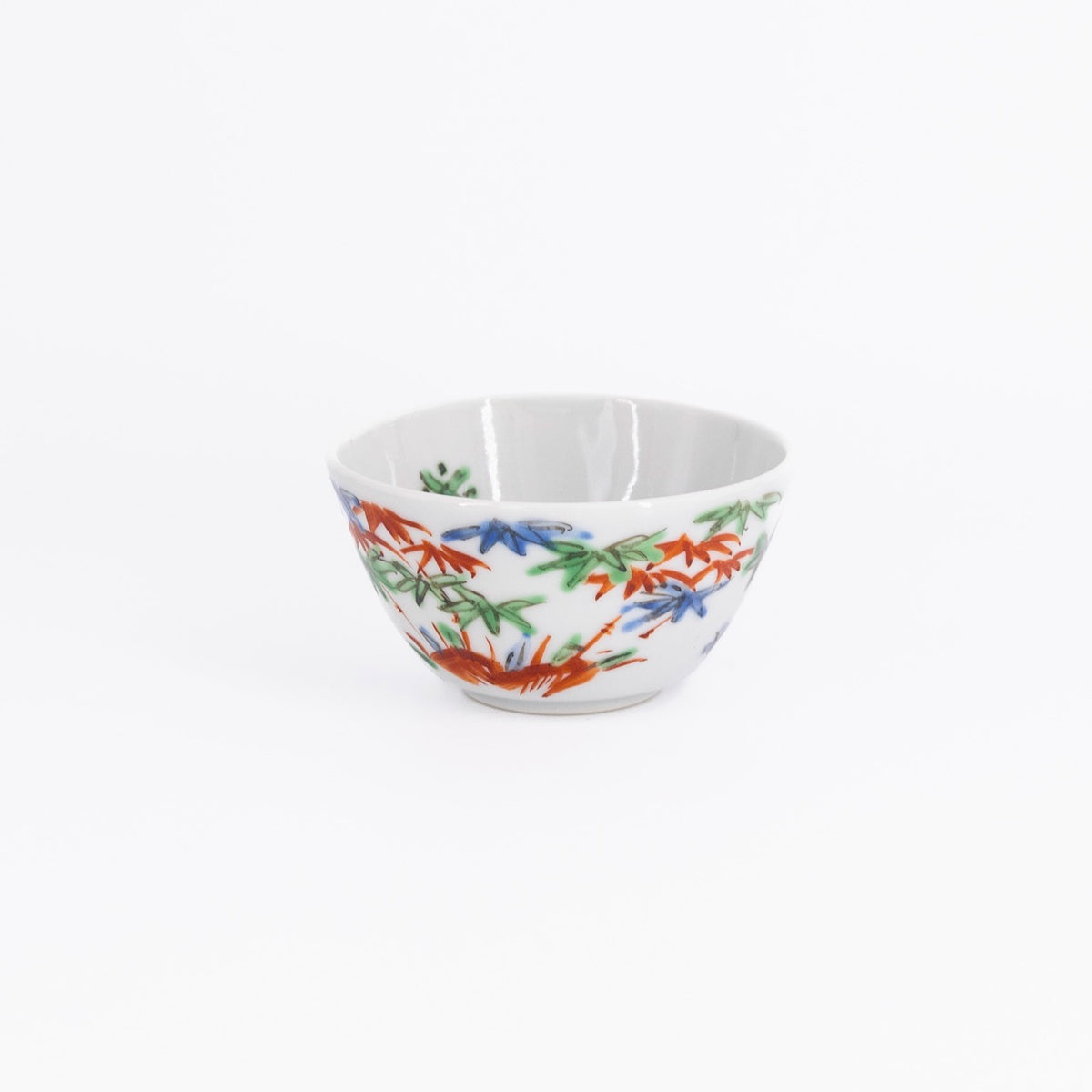 正木春蔵作の陶磁器「呉須赤絵酒呑」