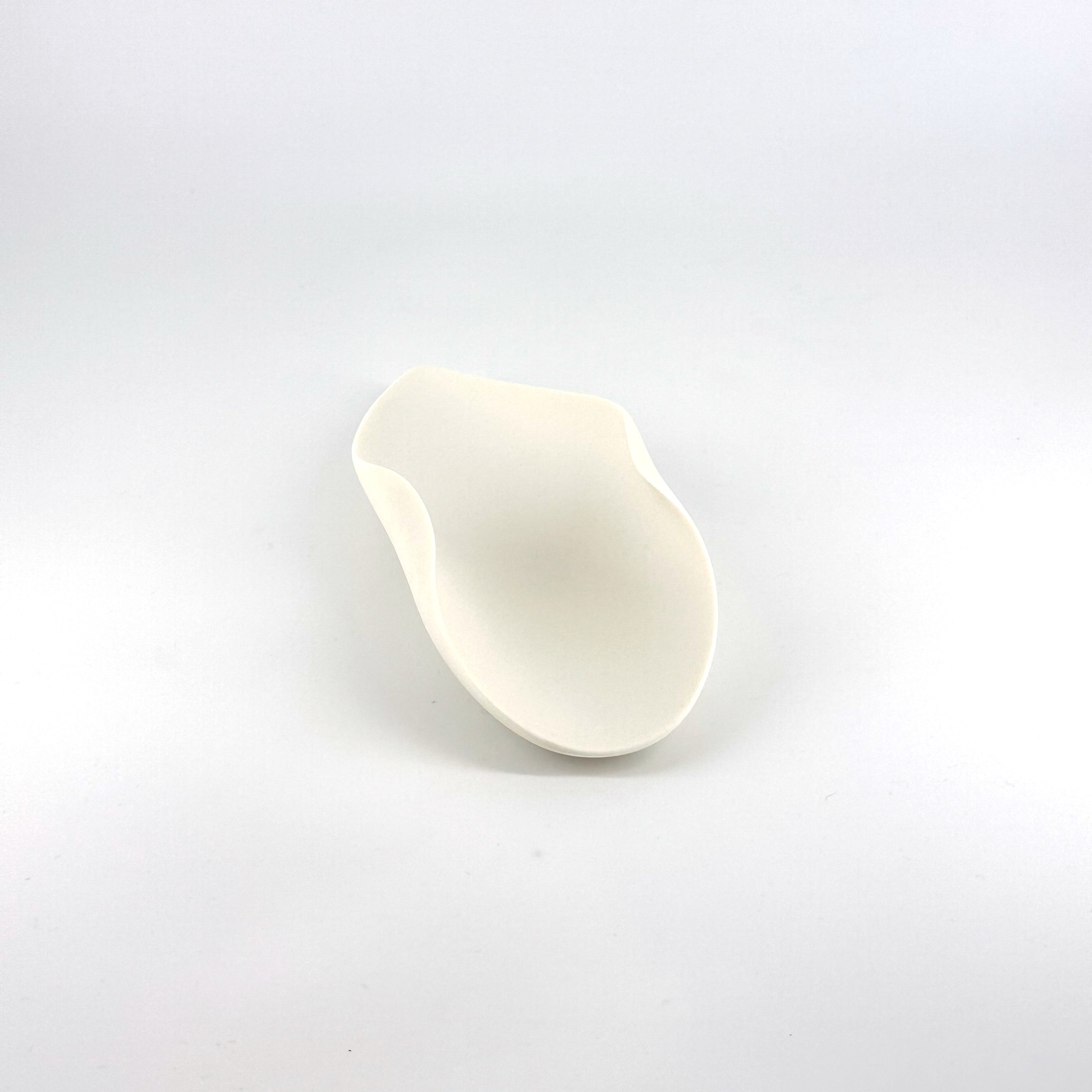 Two-color round plate: Yellow & Green