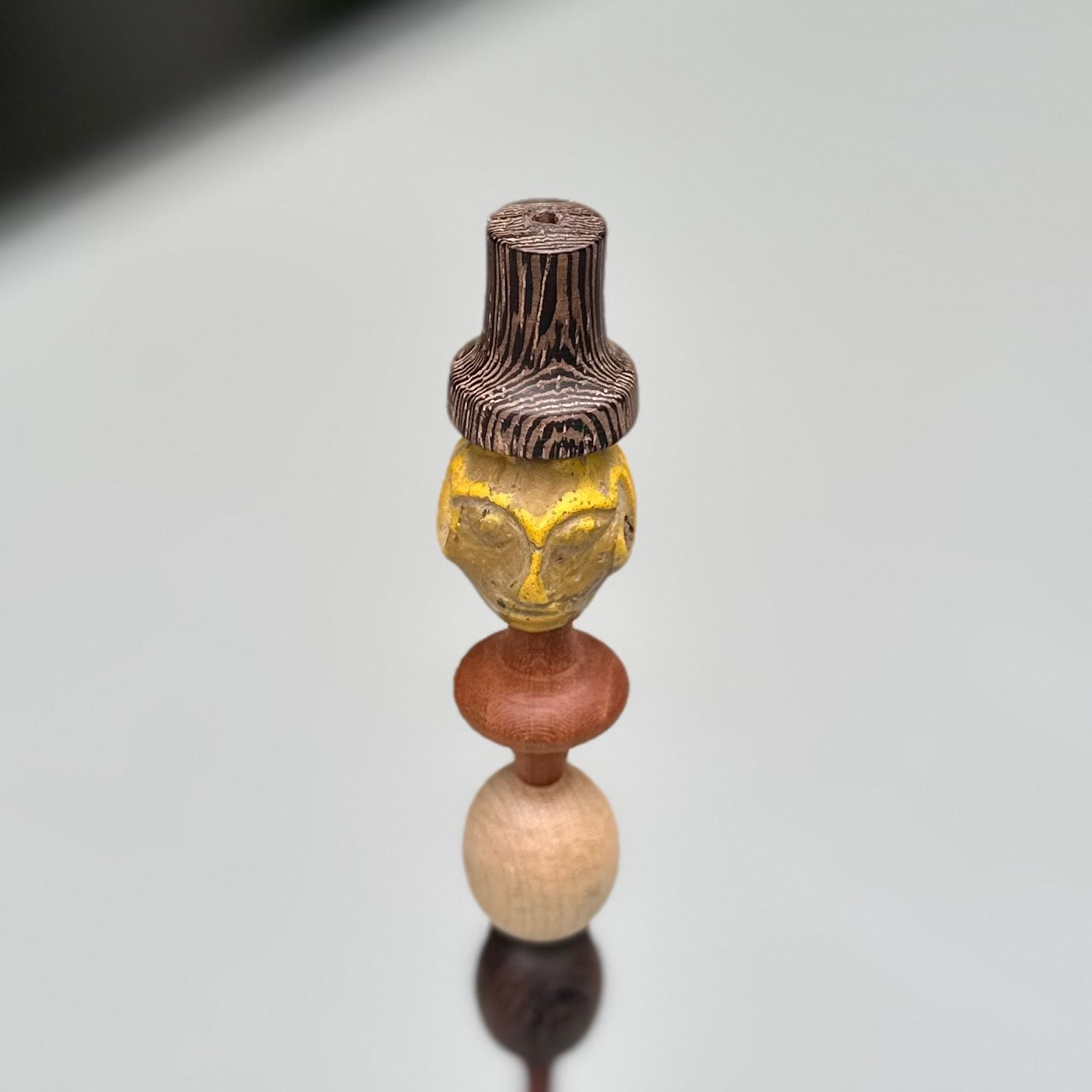 フェイスビーズのオブジェ