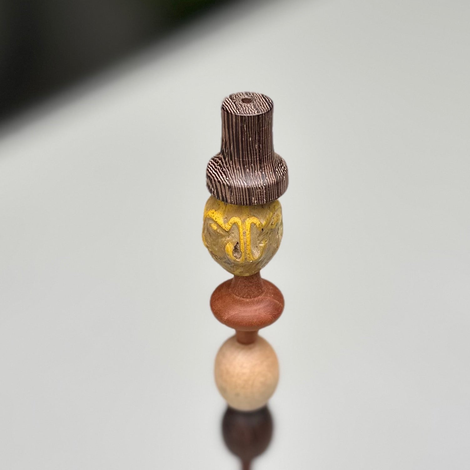 フェイスビーズのオブジェ