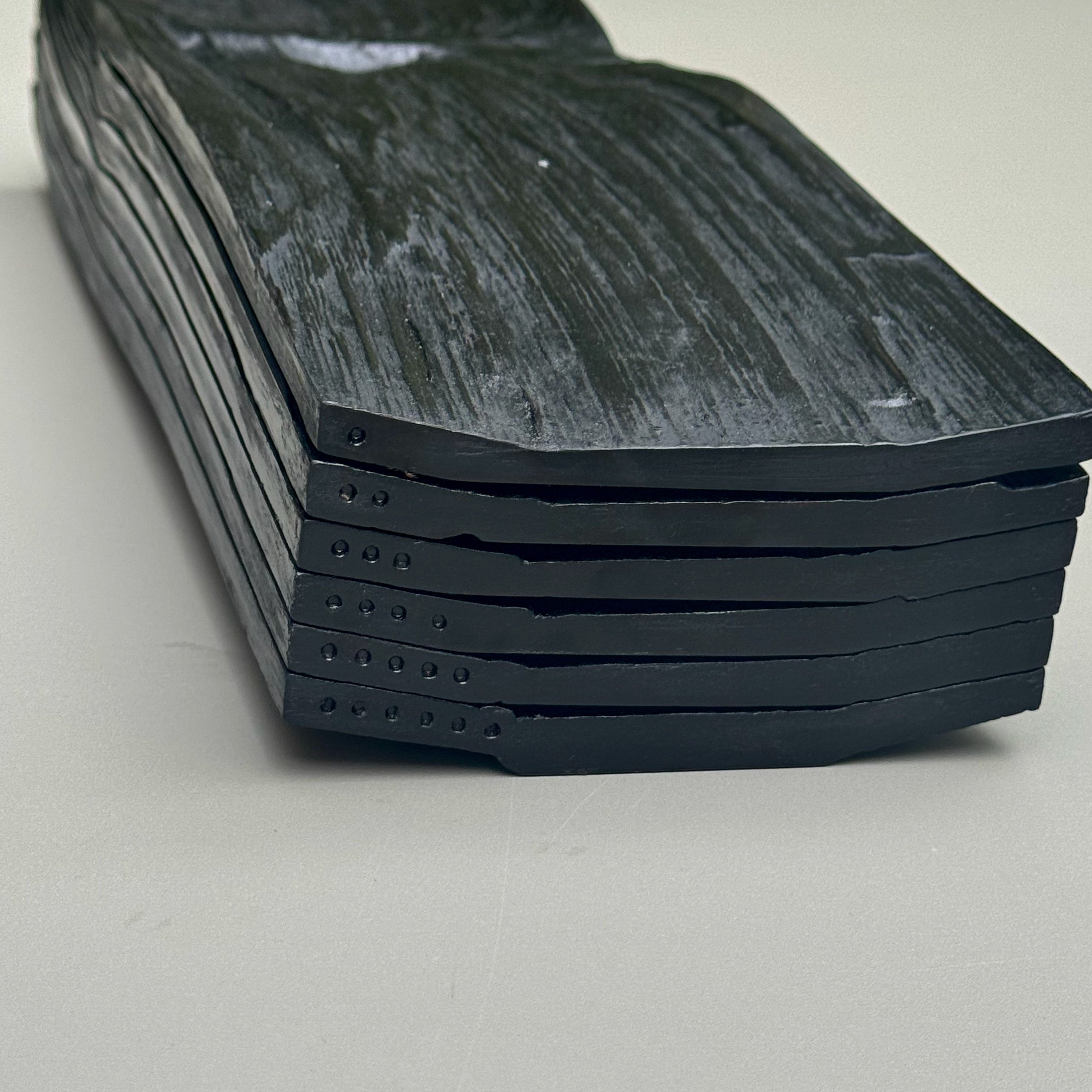 へぎ長皿_黒錆 6枚組