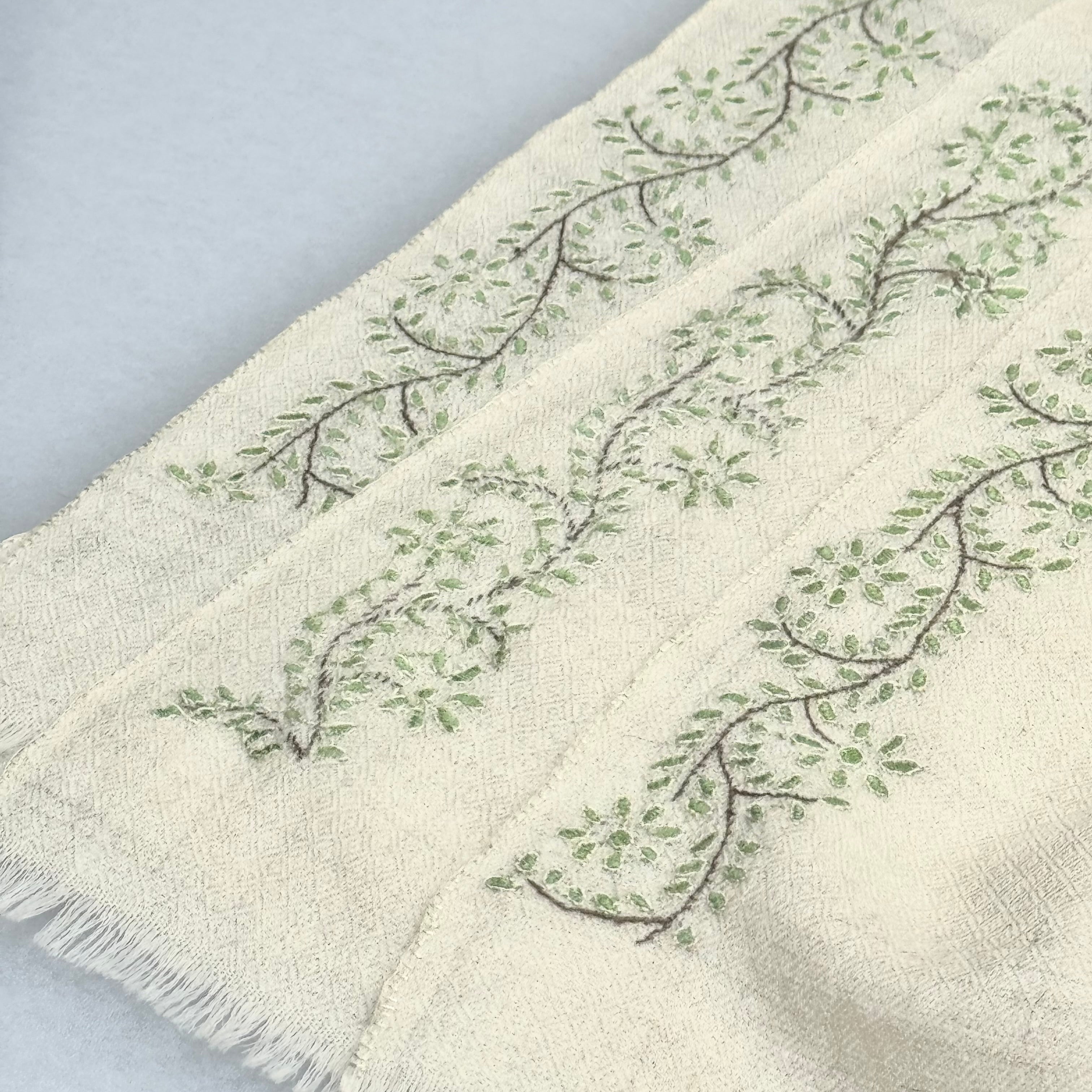 Sozni Pashmina Stole with Side Lines (Leaf) White