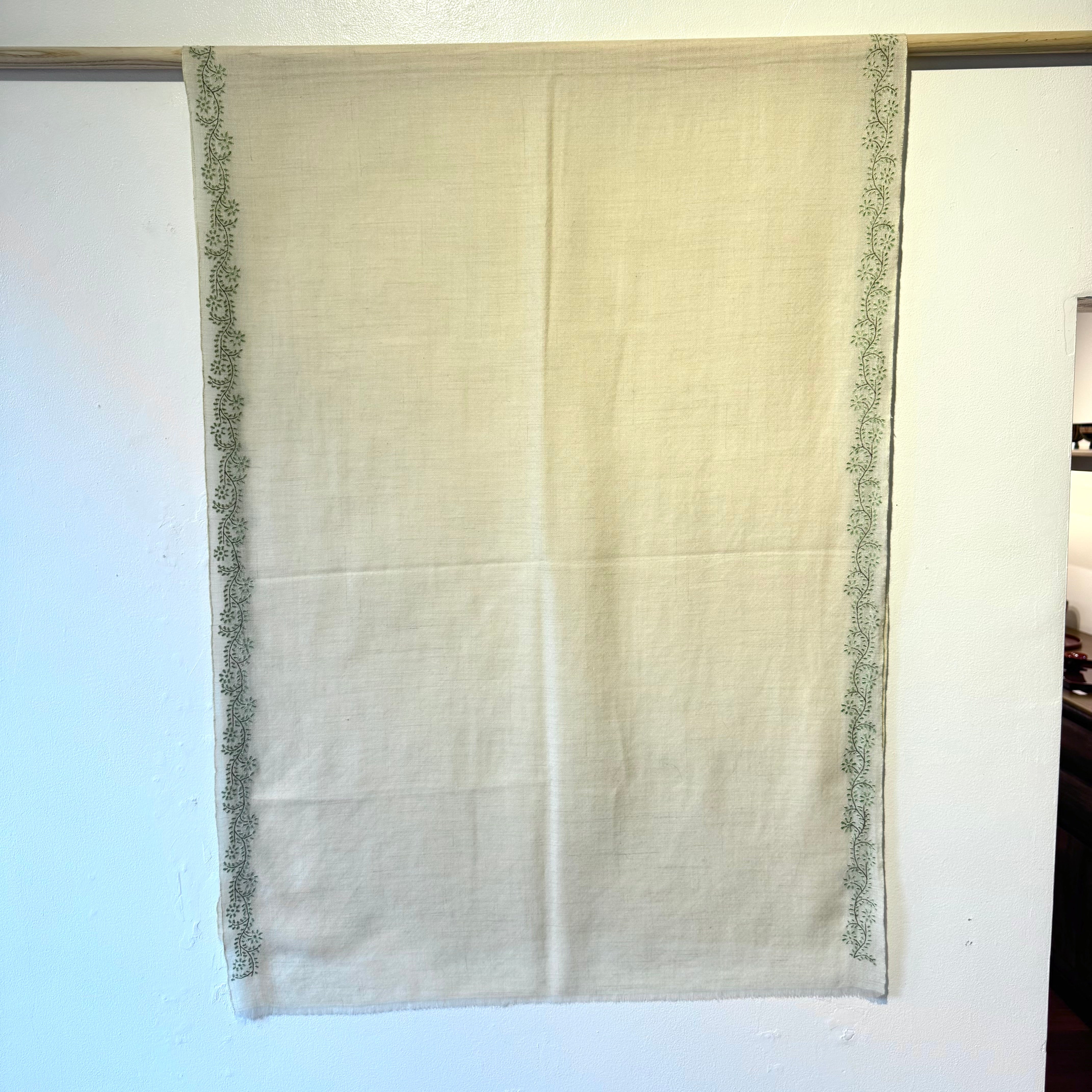 Sozni Pashmina Stole with Side Lines (Leaf) White