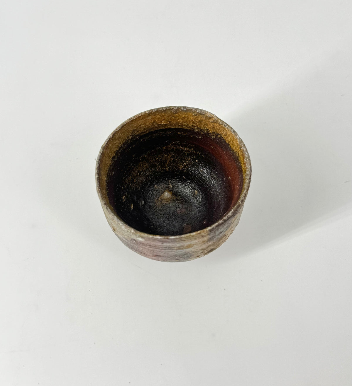 38-2_穴窯赤土ぐい呑み