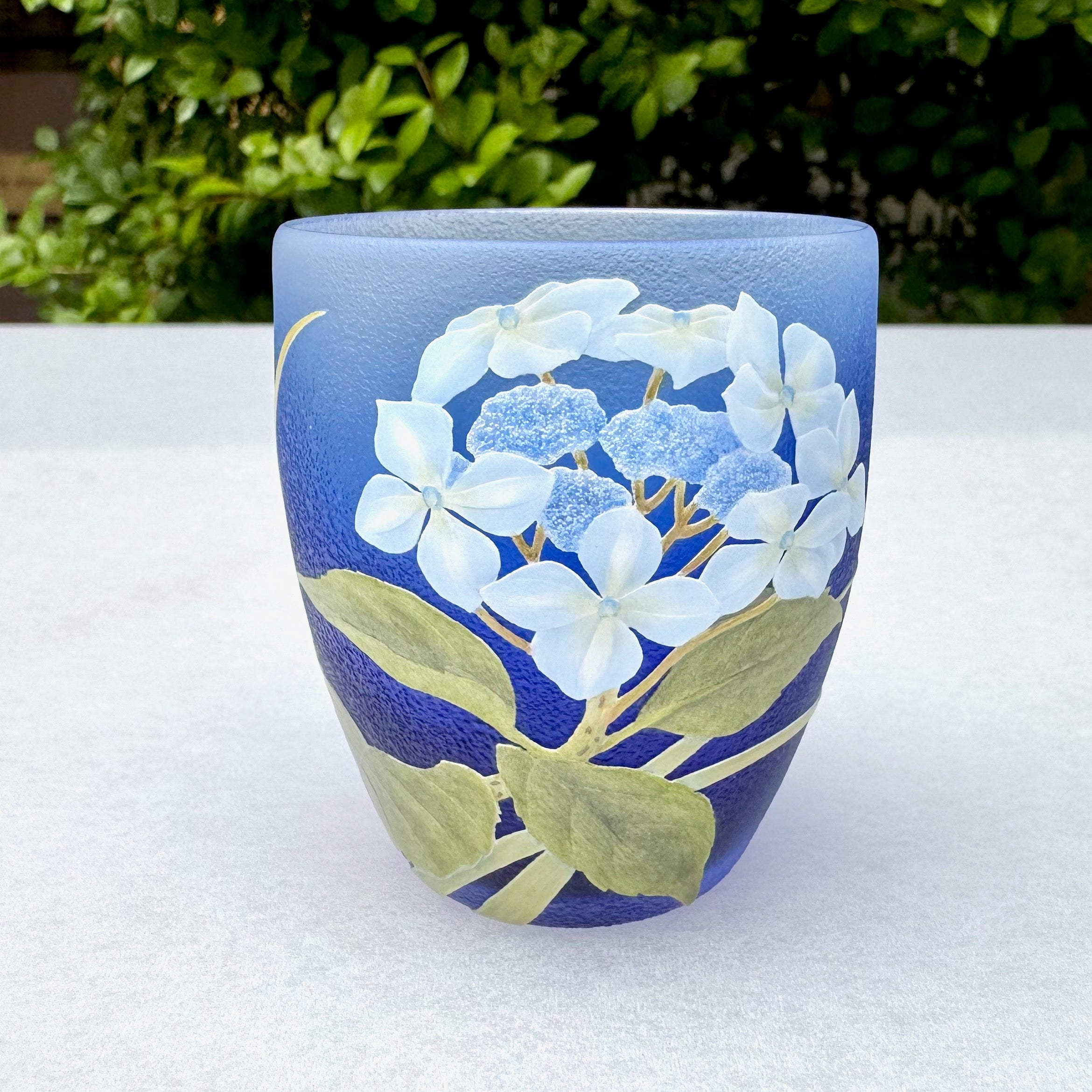 ぐい吞み「額紫陽花」