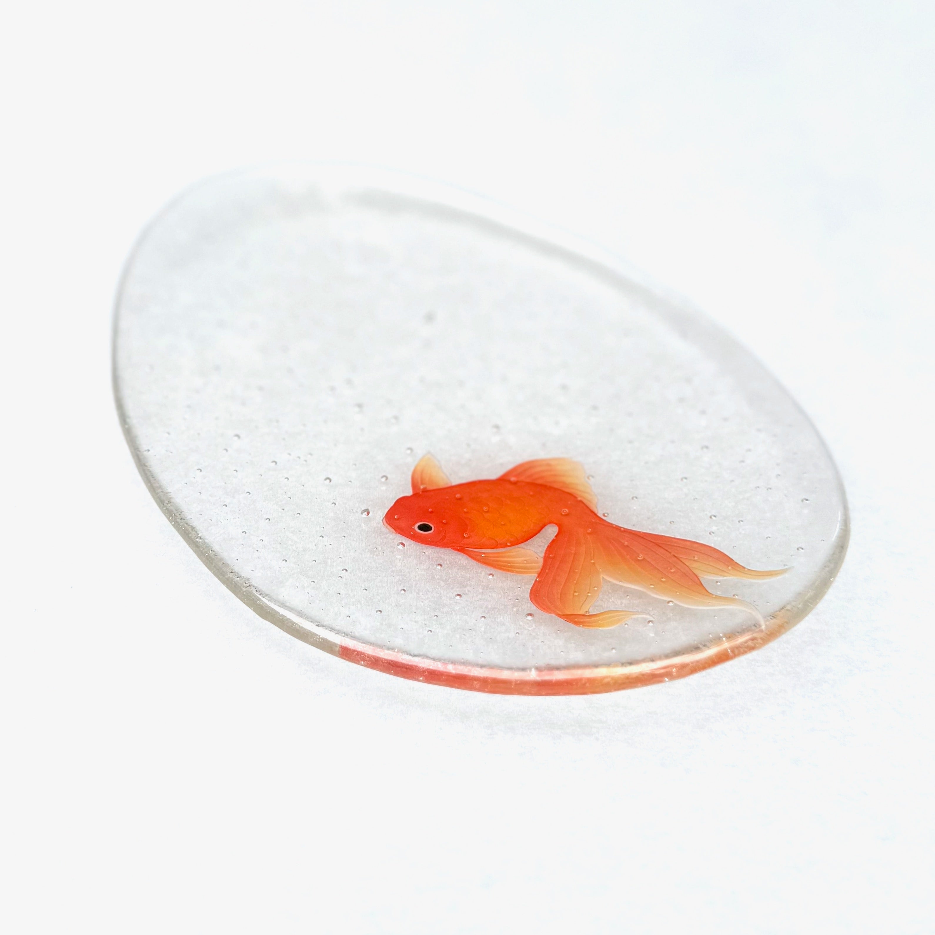 楕円皿「金魚」