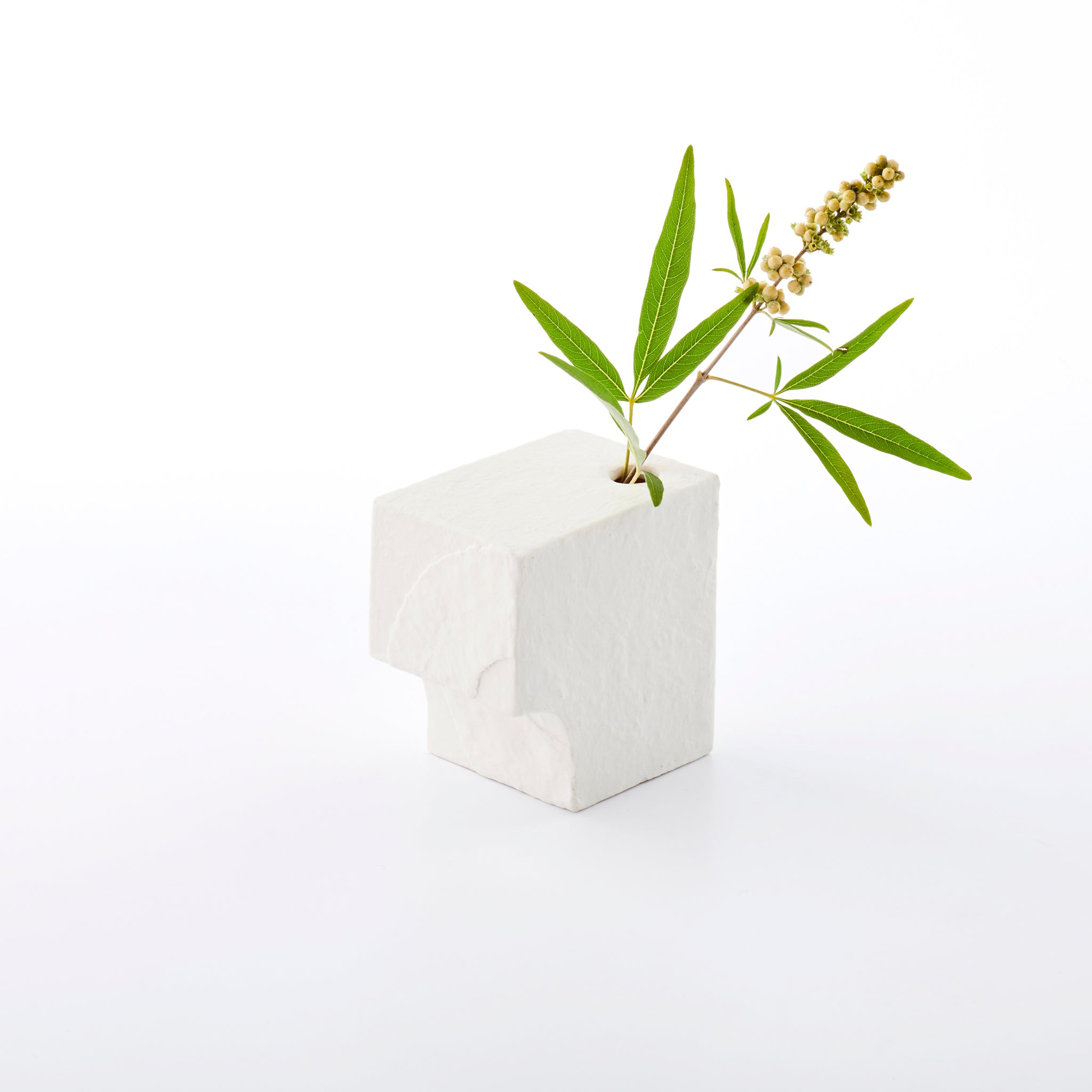 榎本悦子作の陶磁器「花器 ブロック」