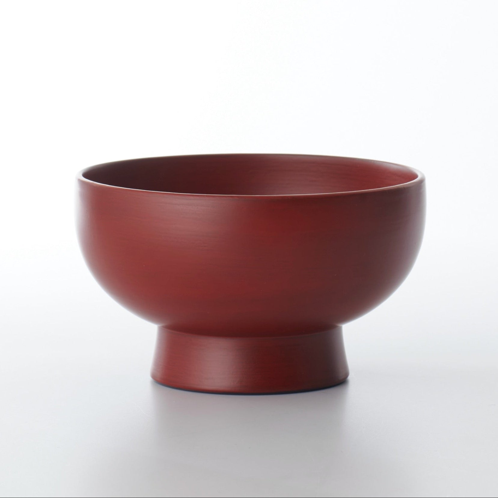 Large lacquer bowl, red