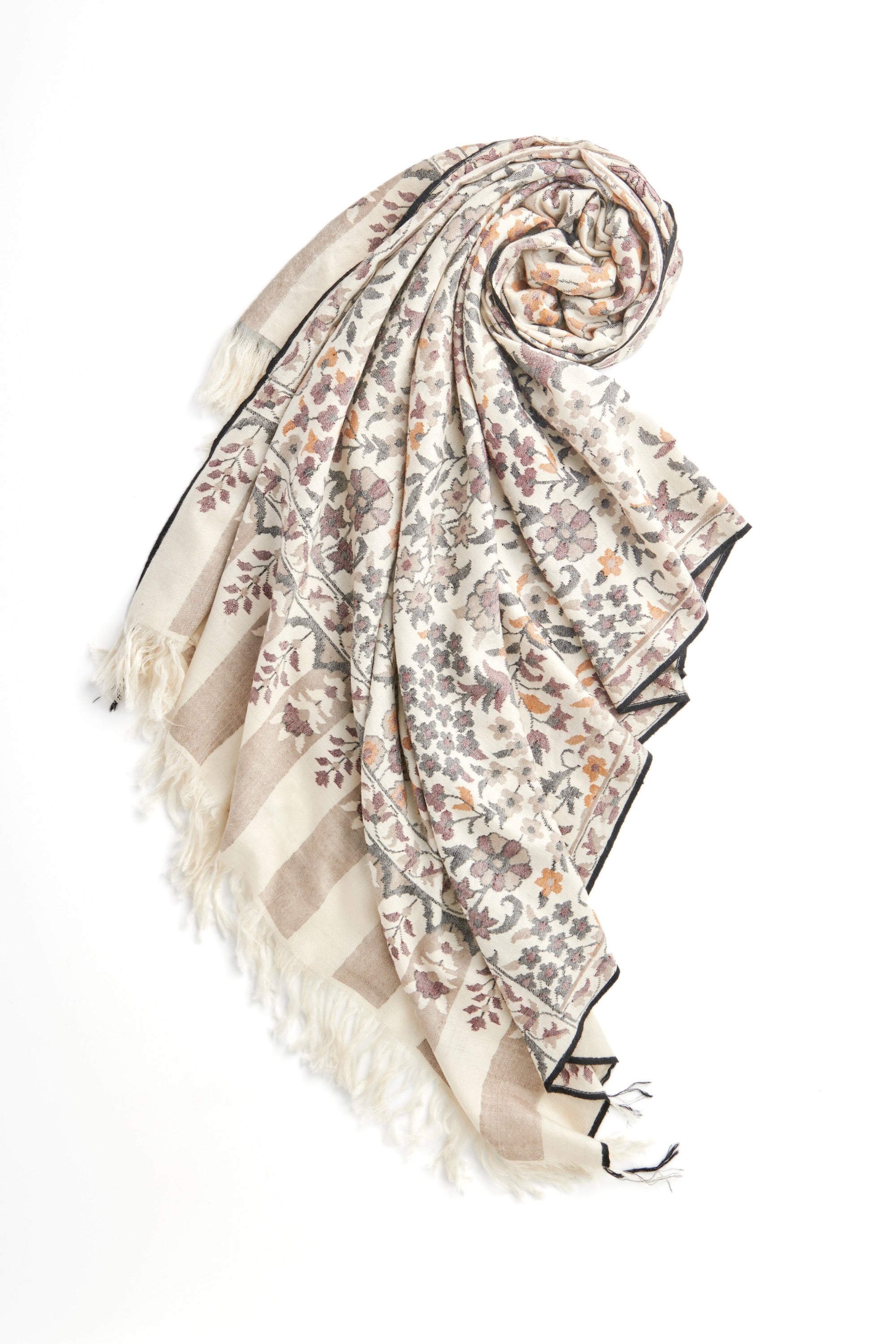 nukuiro | カシミールの織と刺繍　　終了いたしました