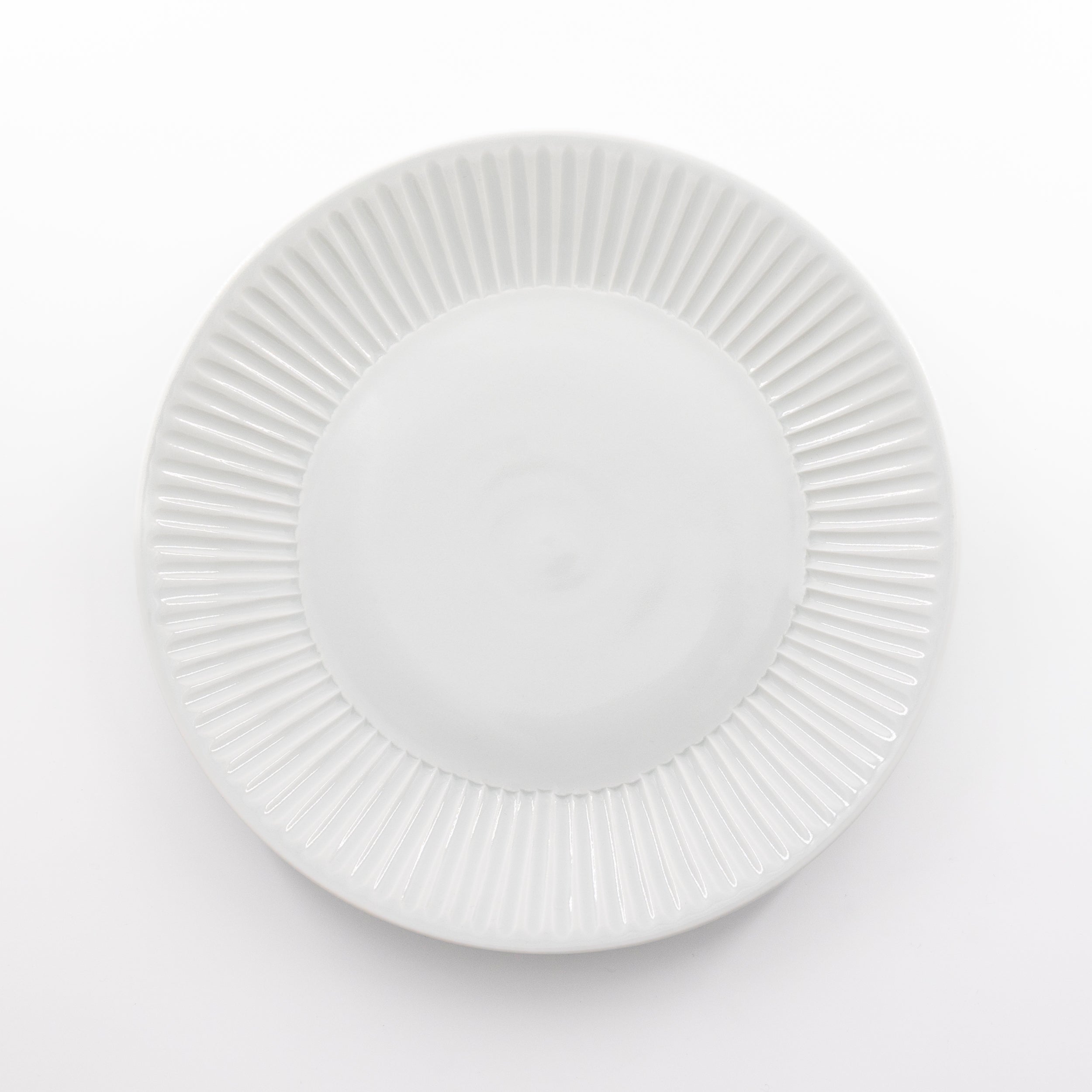 White porcelain Shinogi 7.5 inch plate