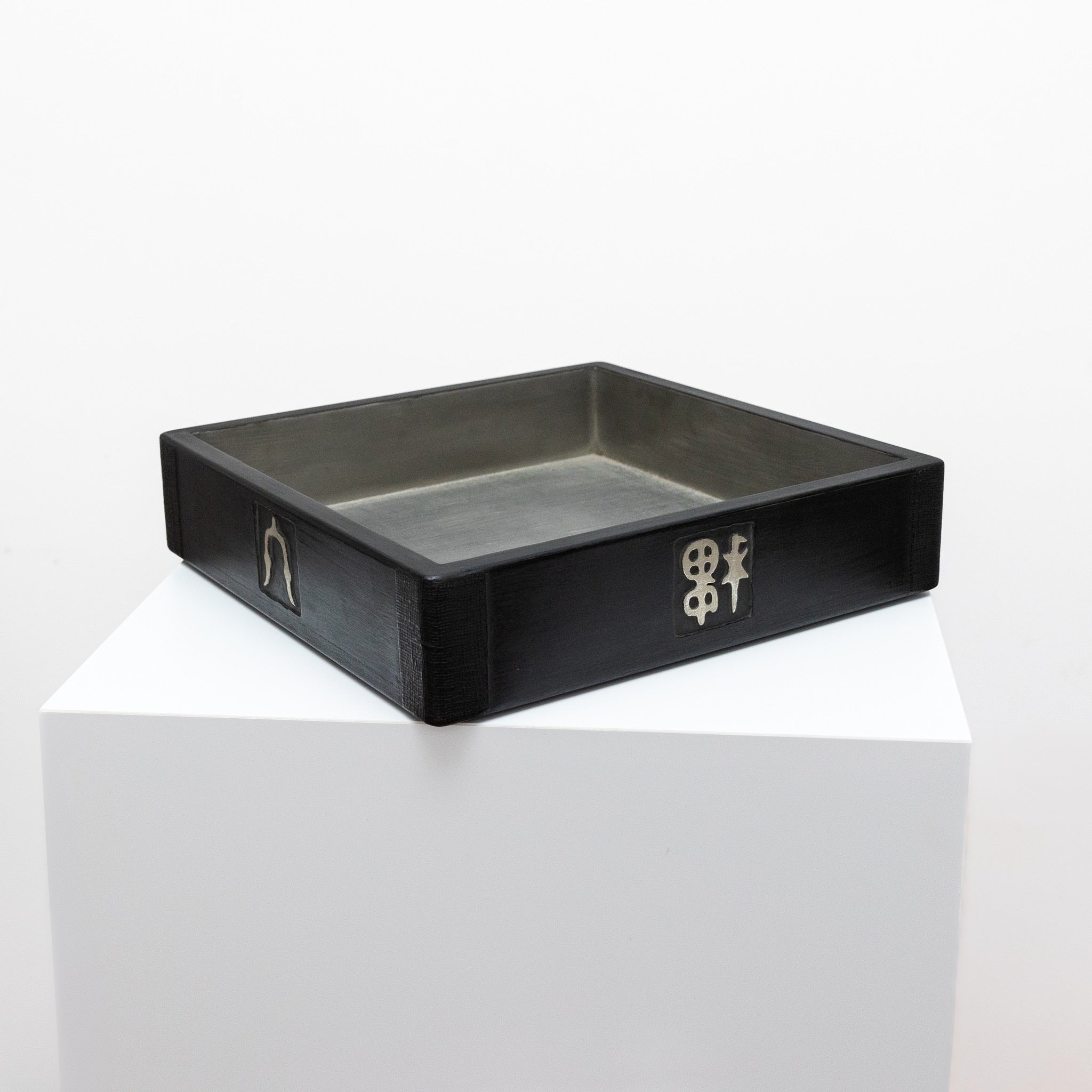 6_錫布着せ箱膳（春夏秋冬）