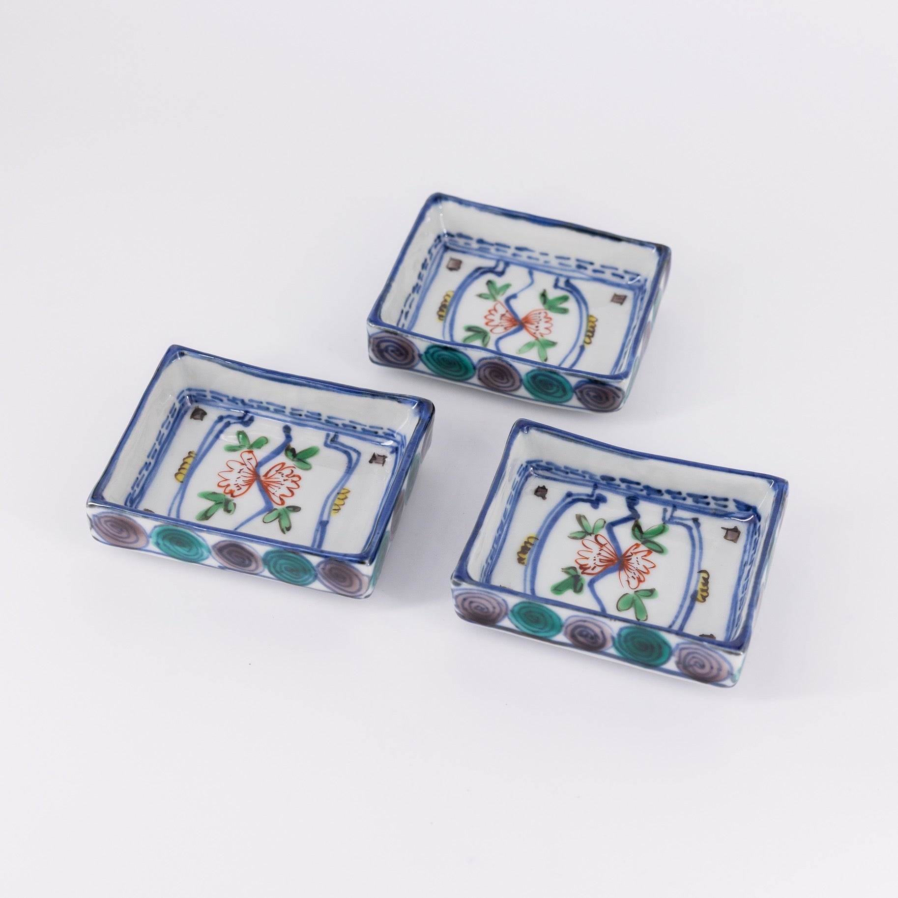 色絵染附 小花文四方豆小皿