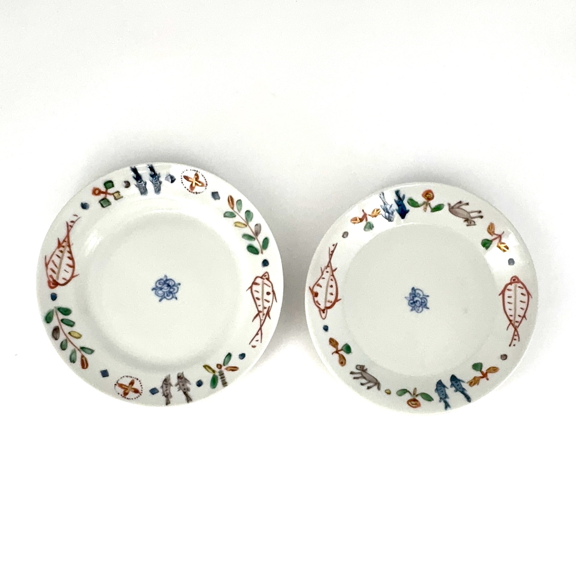 5-inch plate with Kanta design and colored dyeing