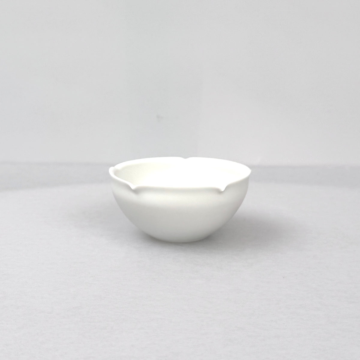 47_輪花小鉢