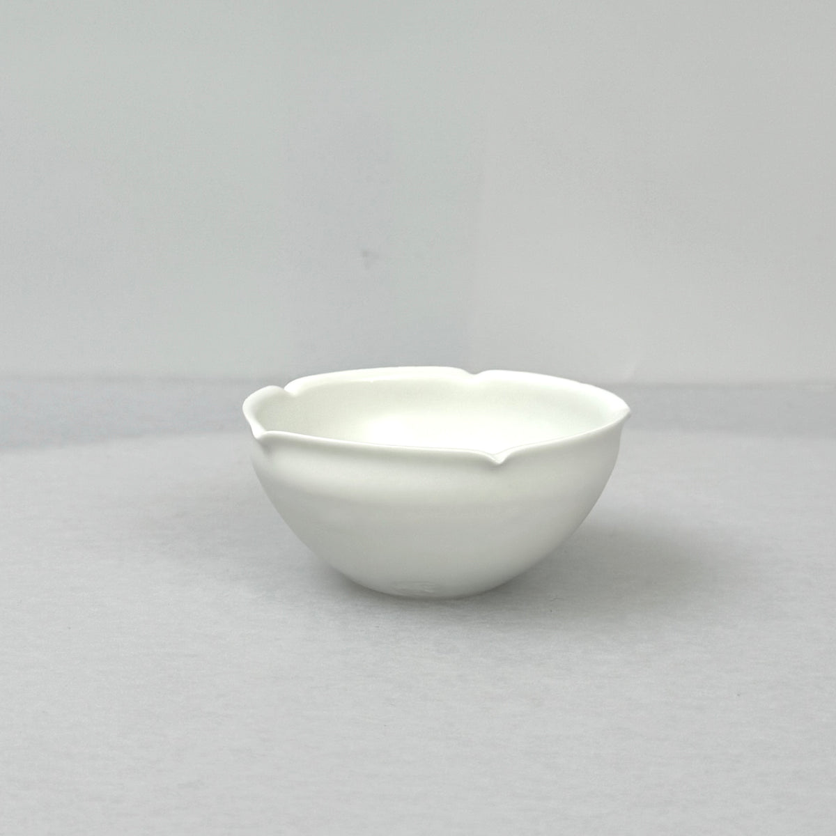 47_輪花小鉢