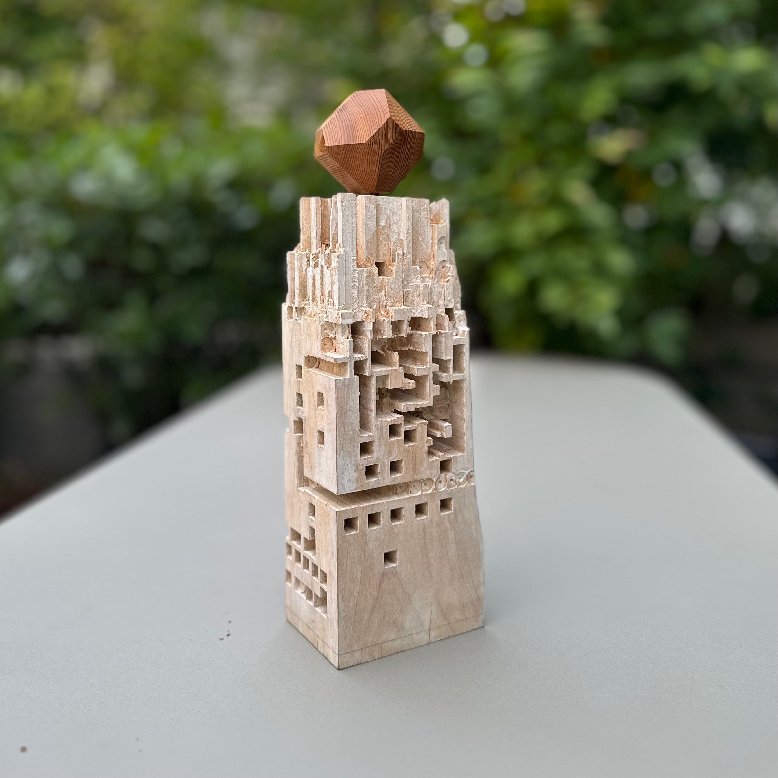 ビル型のオブジェ