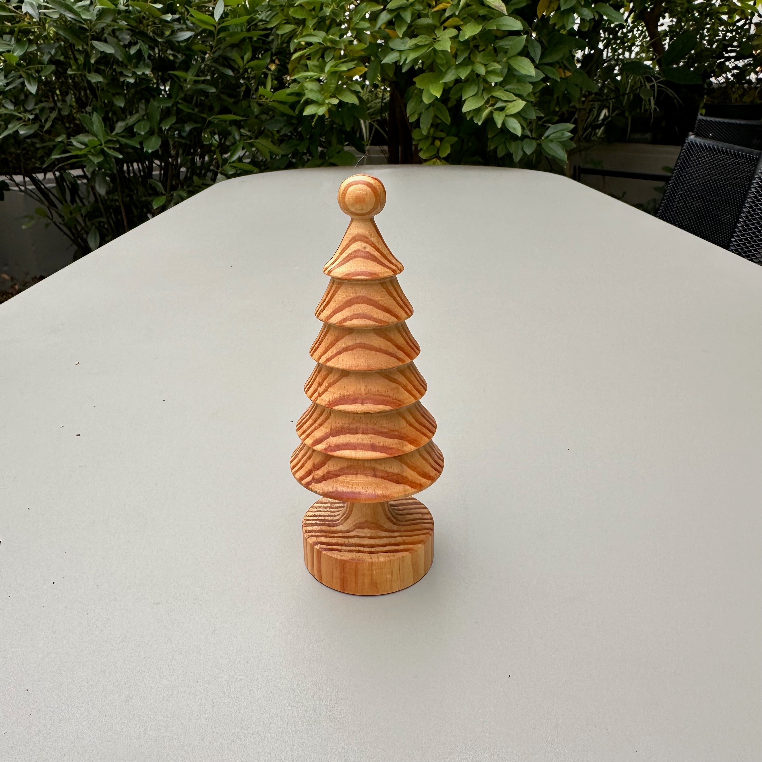 ツリー（アカマツ）