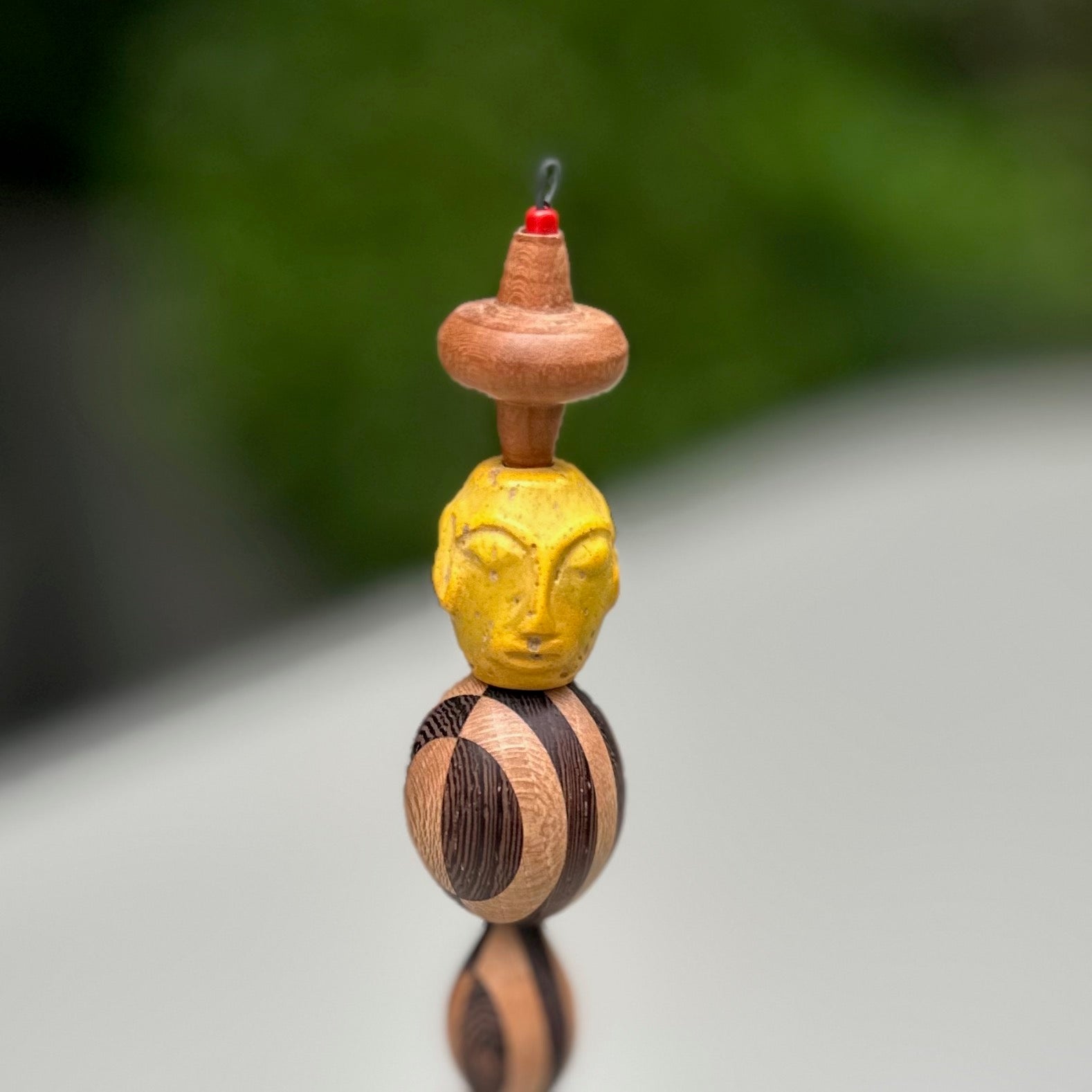 フェイスビーズのオブジェ