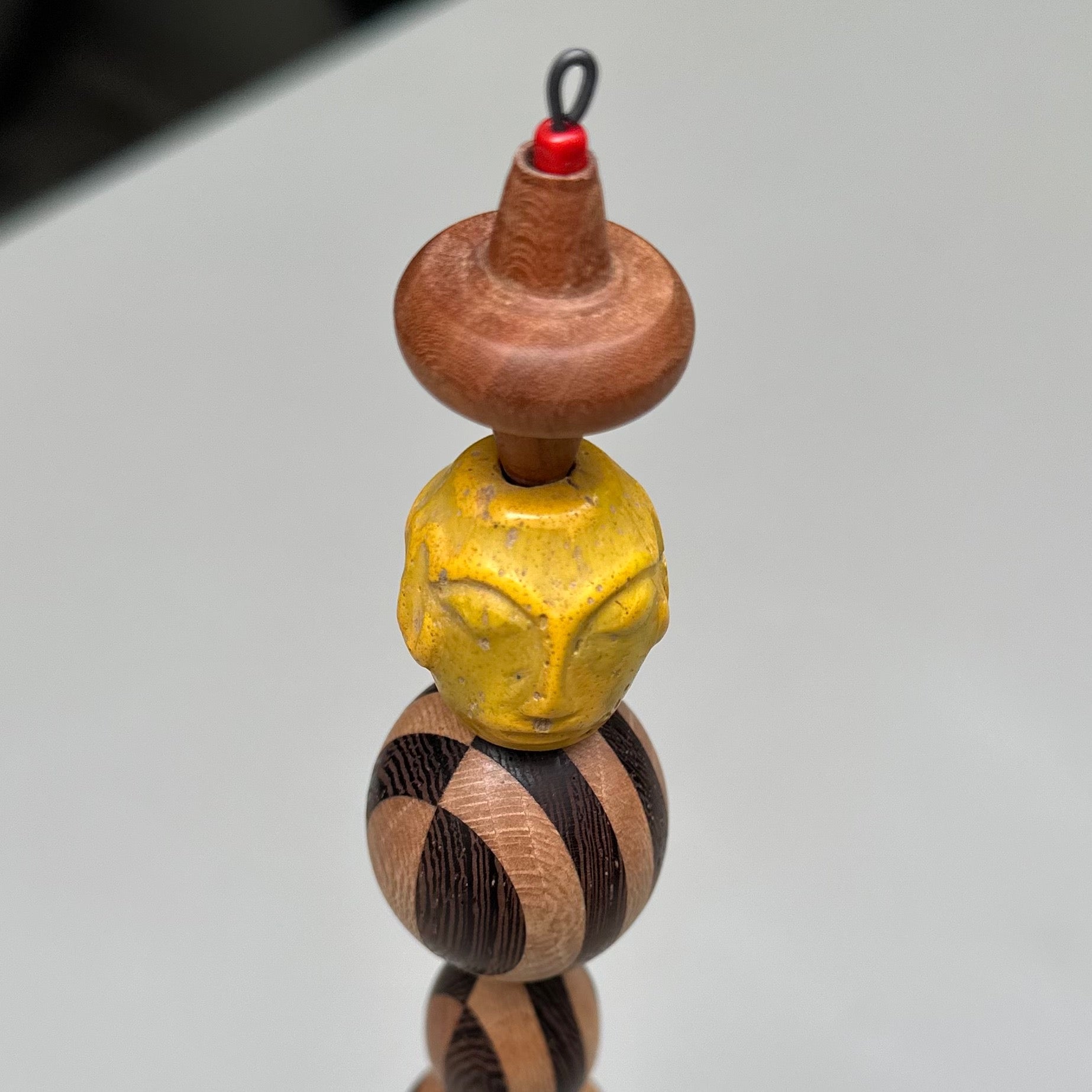 フェイスビーズのオブジェ