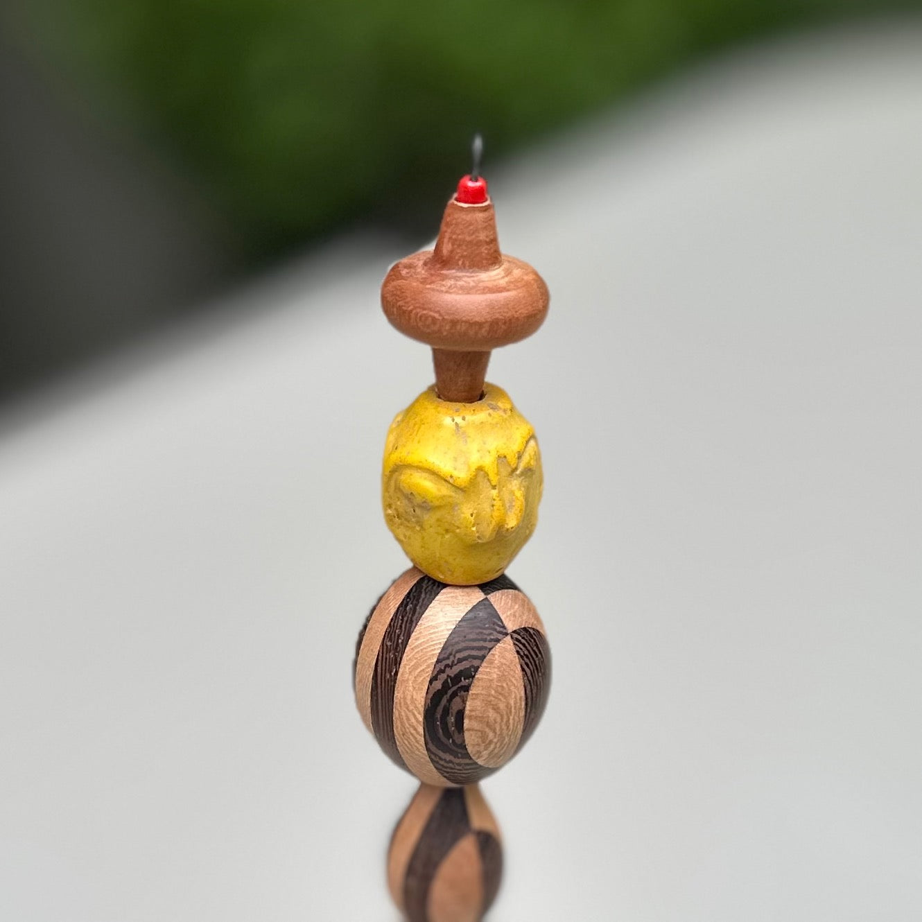 フェイスビーズのオブジェ