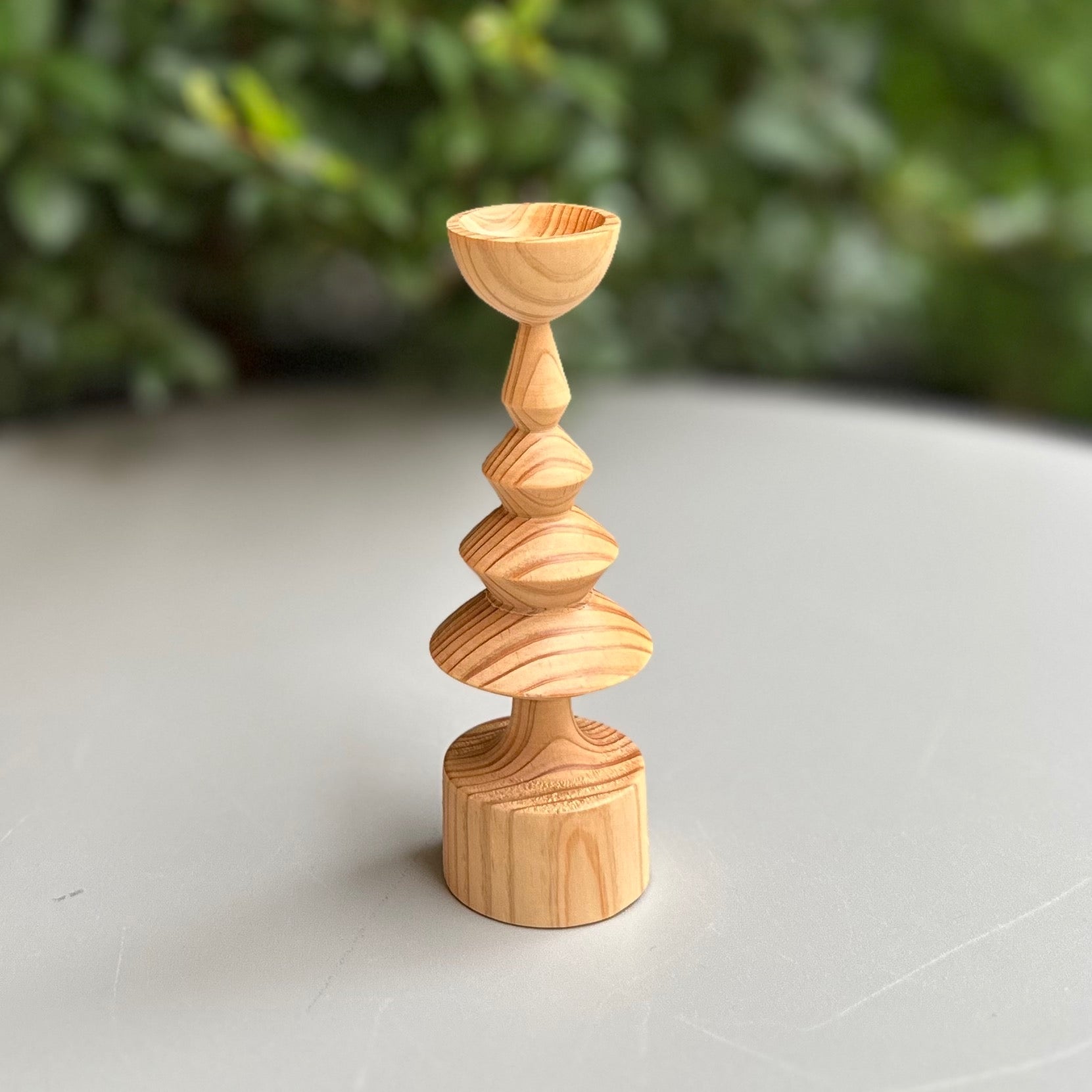 小さなものを置くオブジェ（アカマツ）