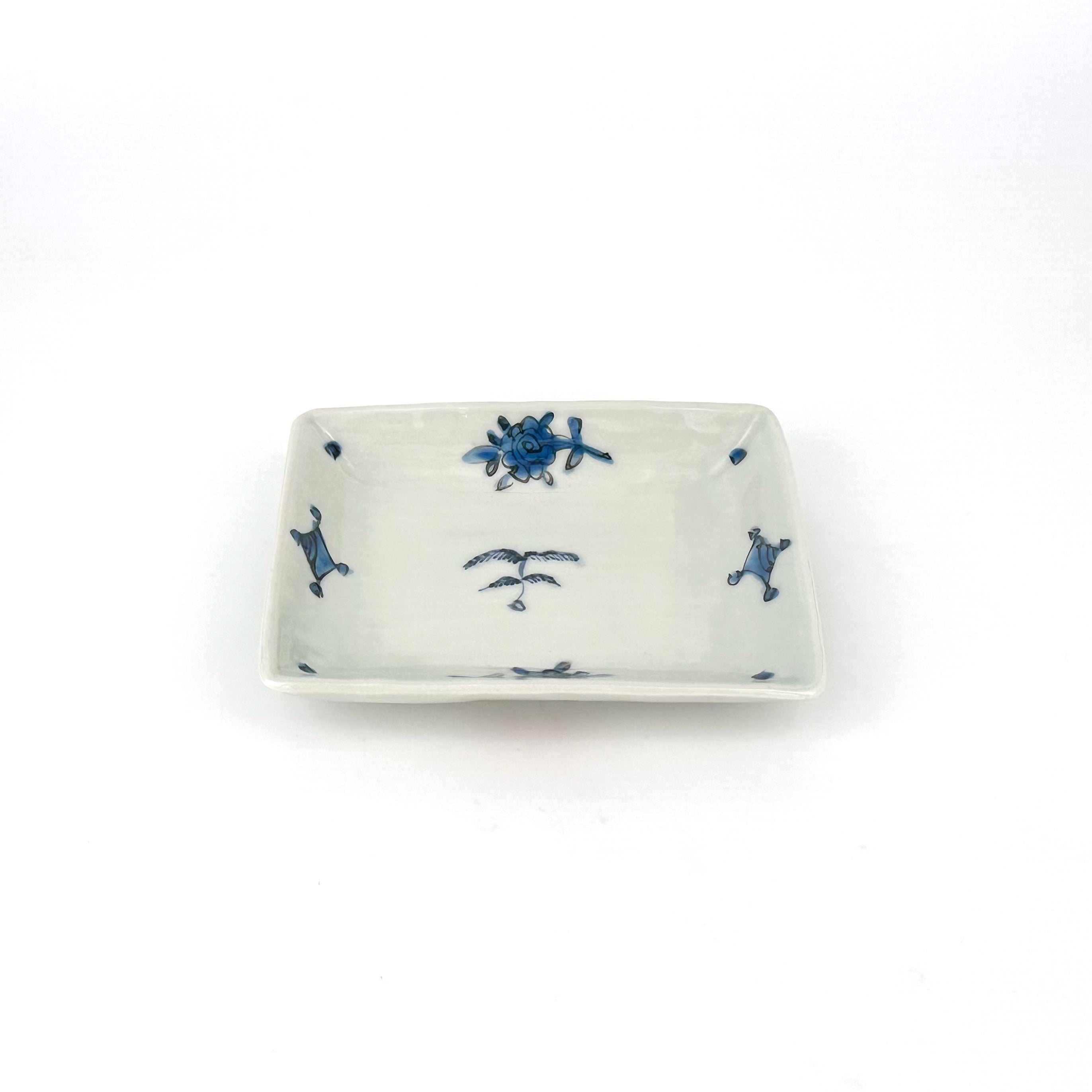 タンパン呉須長角小皿