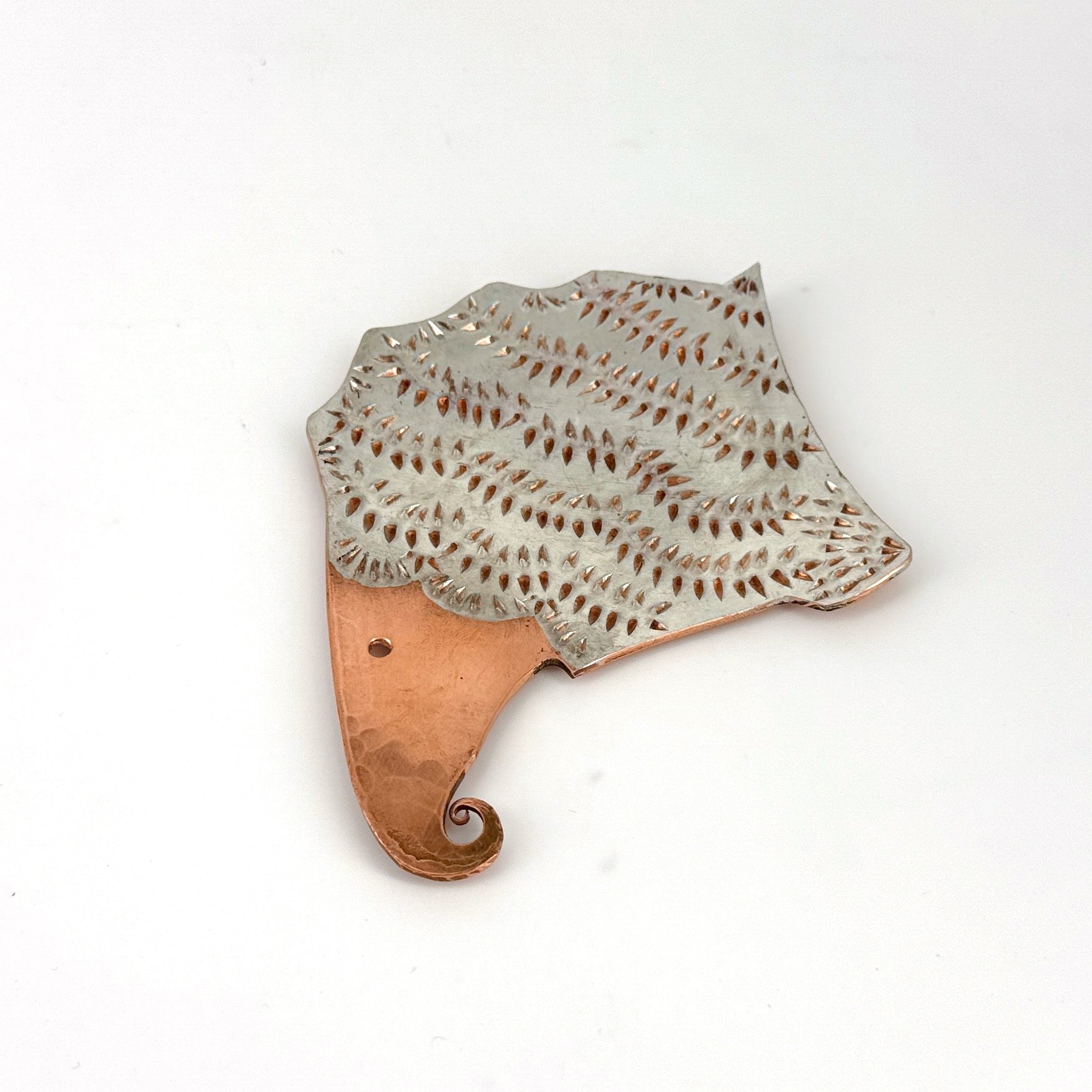 イキモノケモノ（銅・錫）