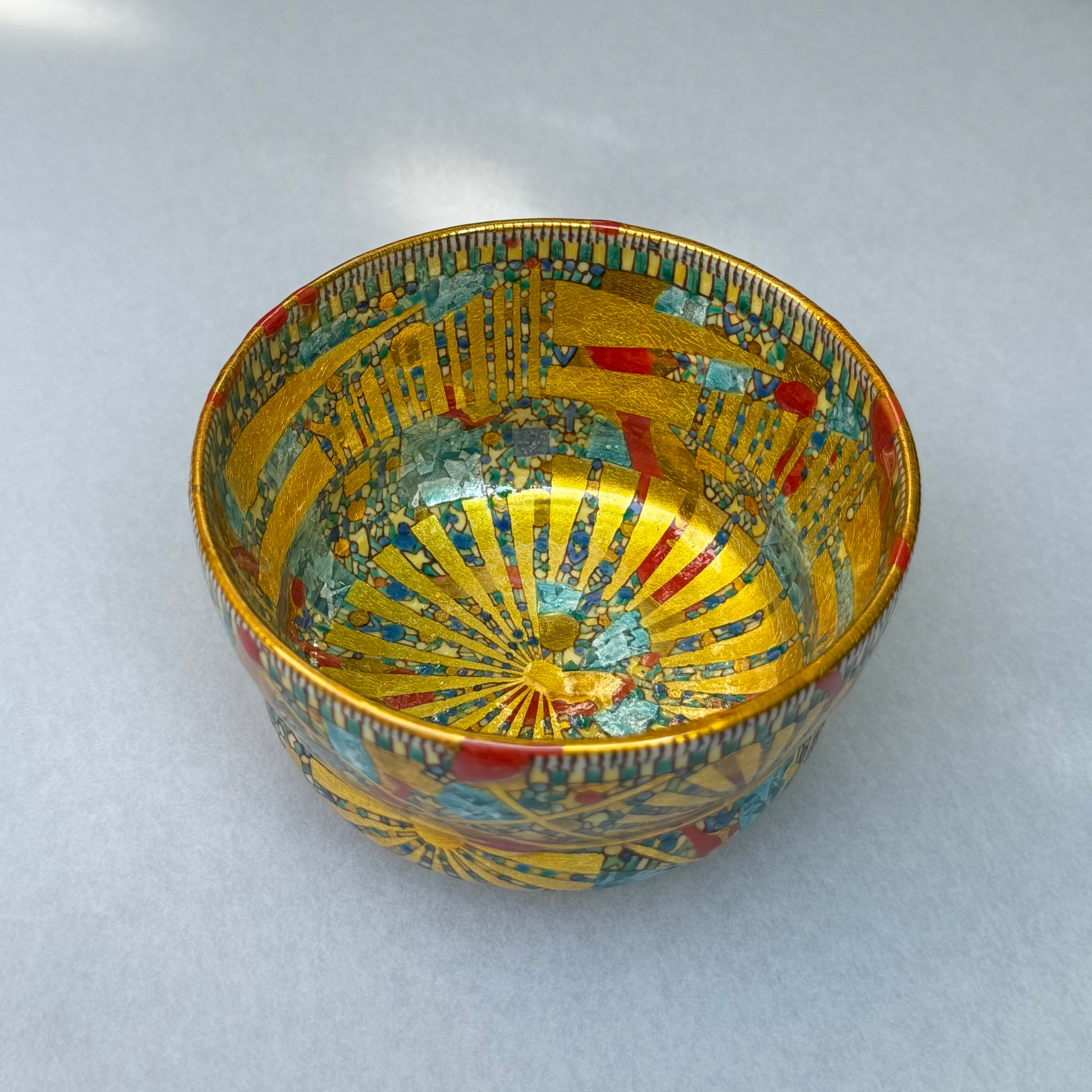 15_色絵釉裏金銀彩茶碗