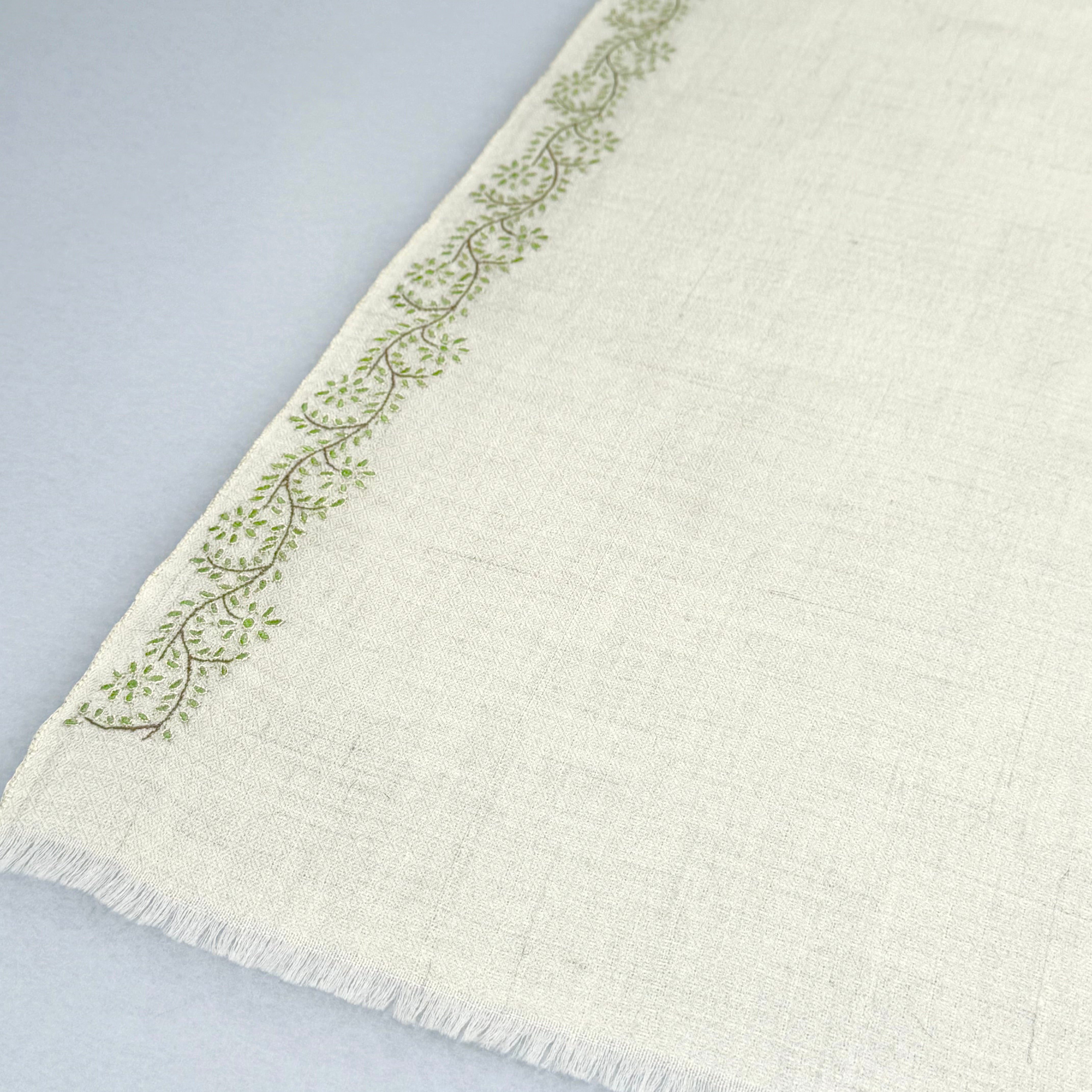 Sozni Pashmina Stole with Side Lines (Leaf) White