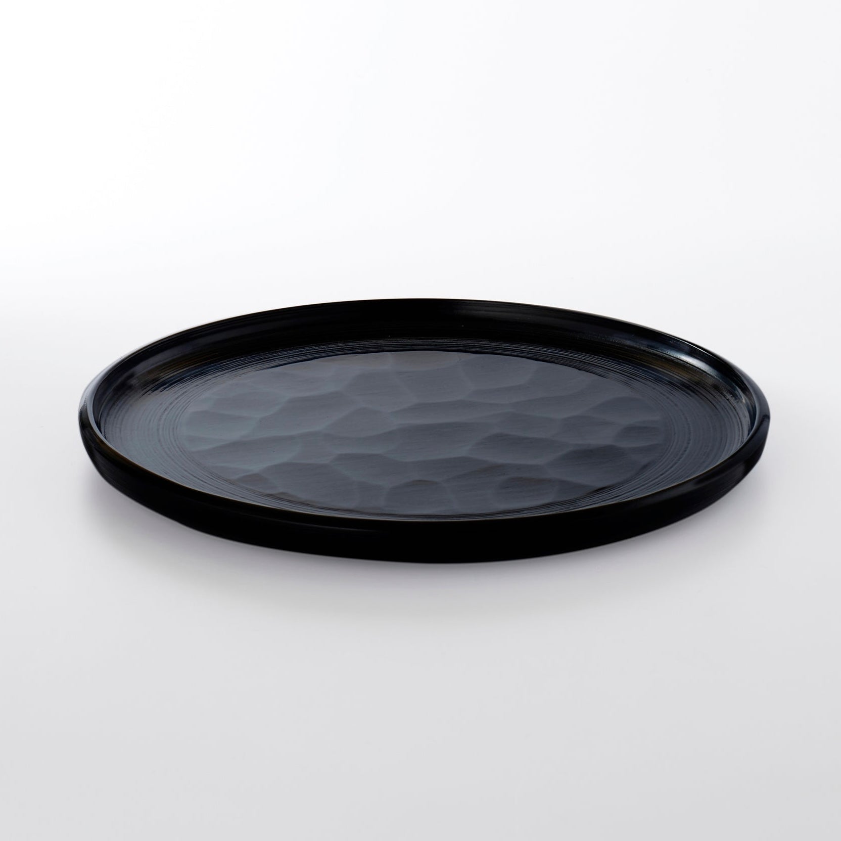 Cutting tray, sword marks