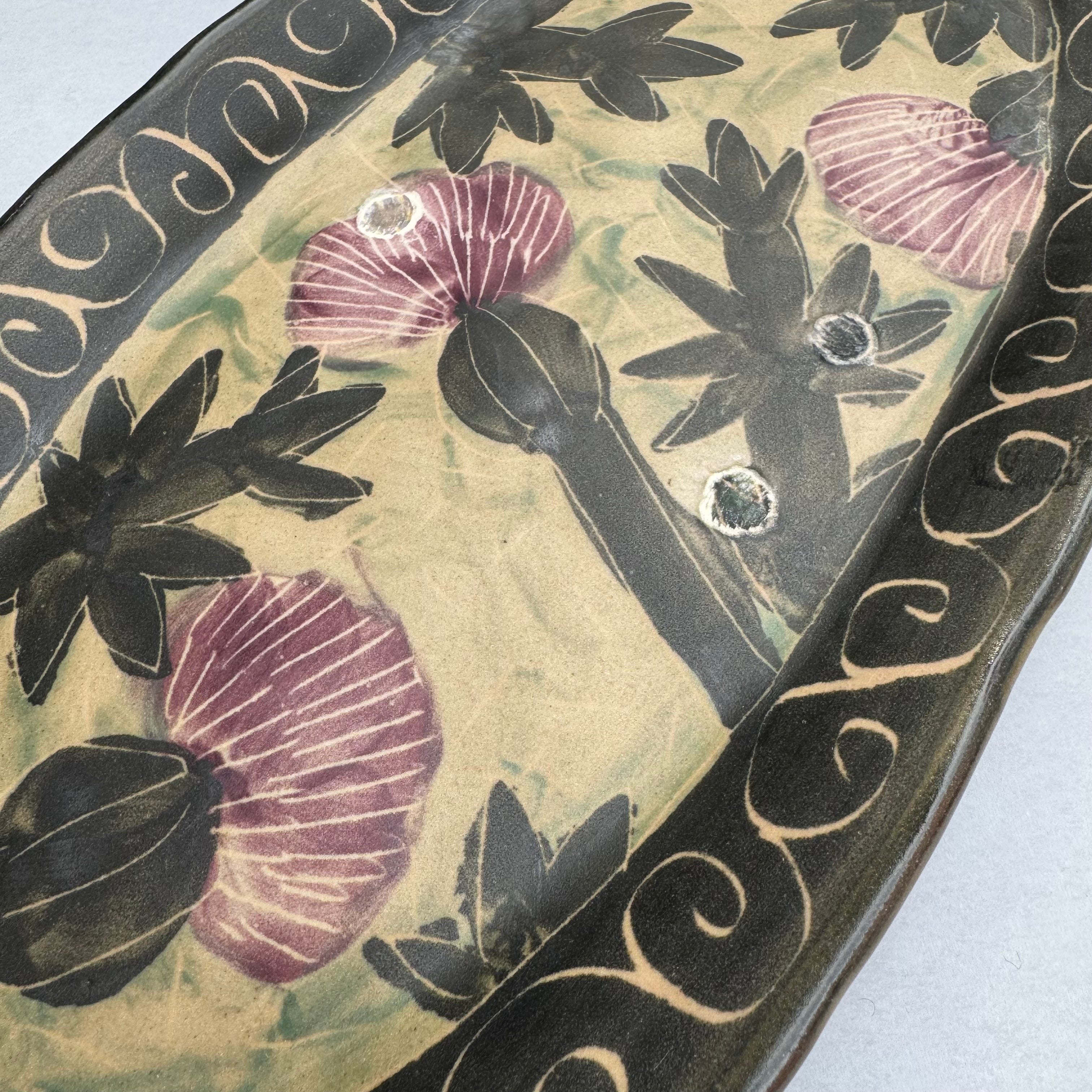 植物文だ円長皿