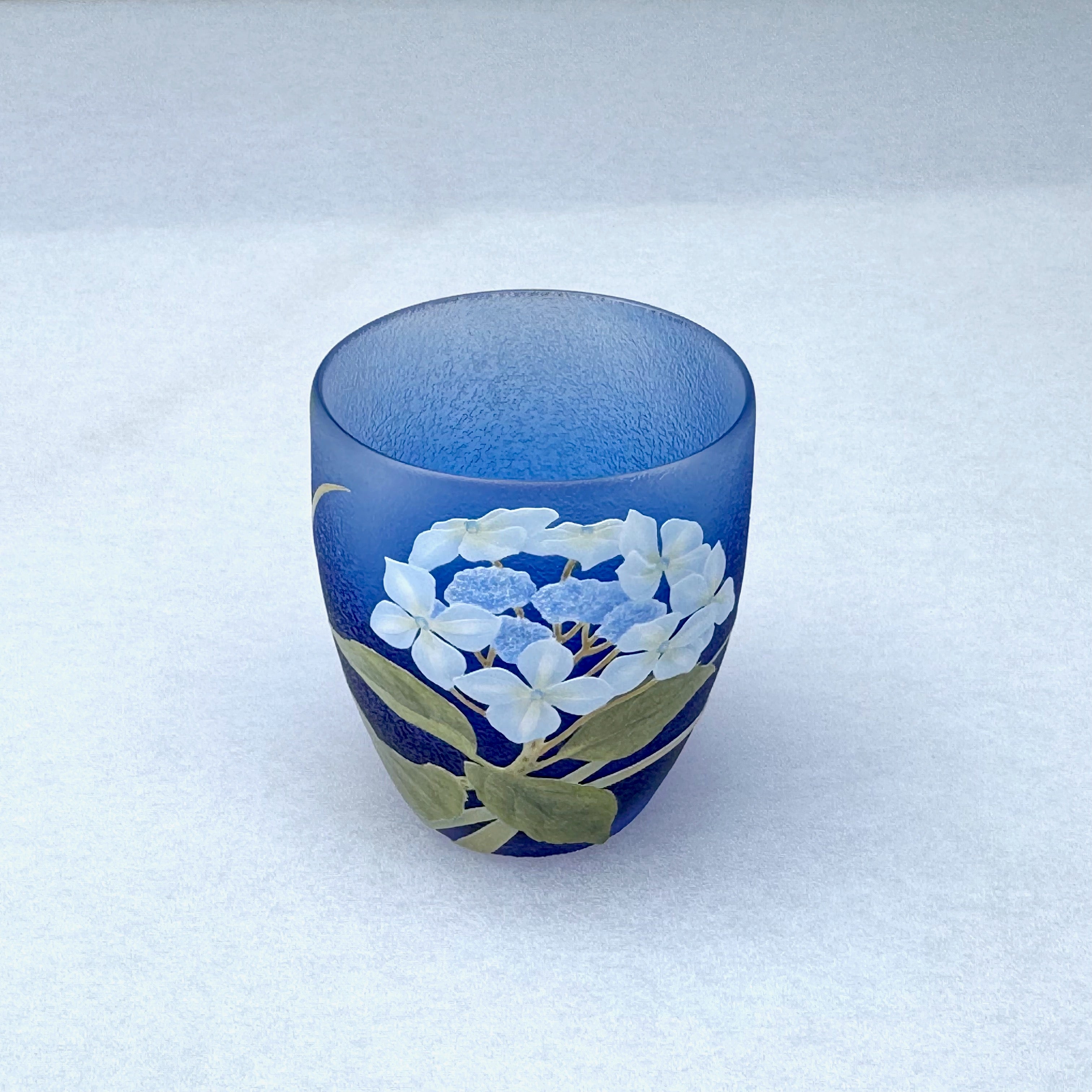ぐい吞み「額紫陽花」