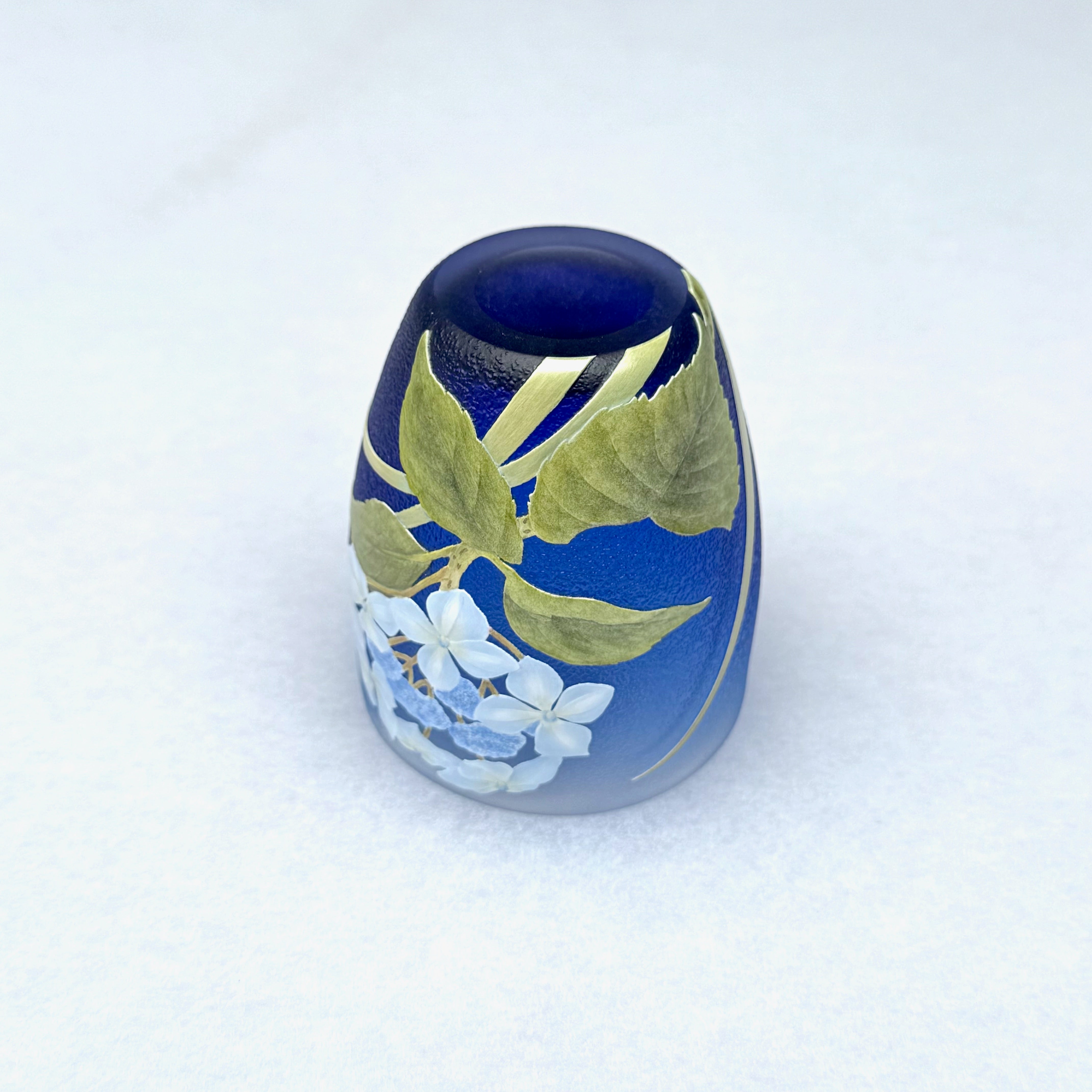 ぐい吞み「額紫陽花」